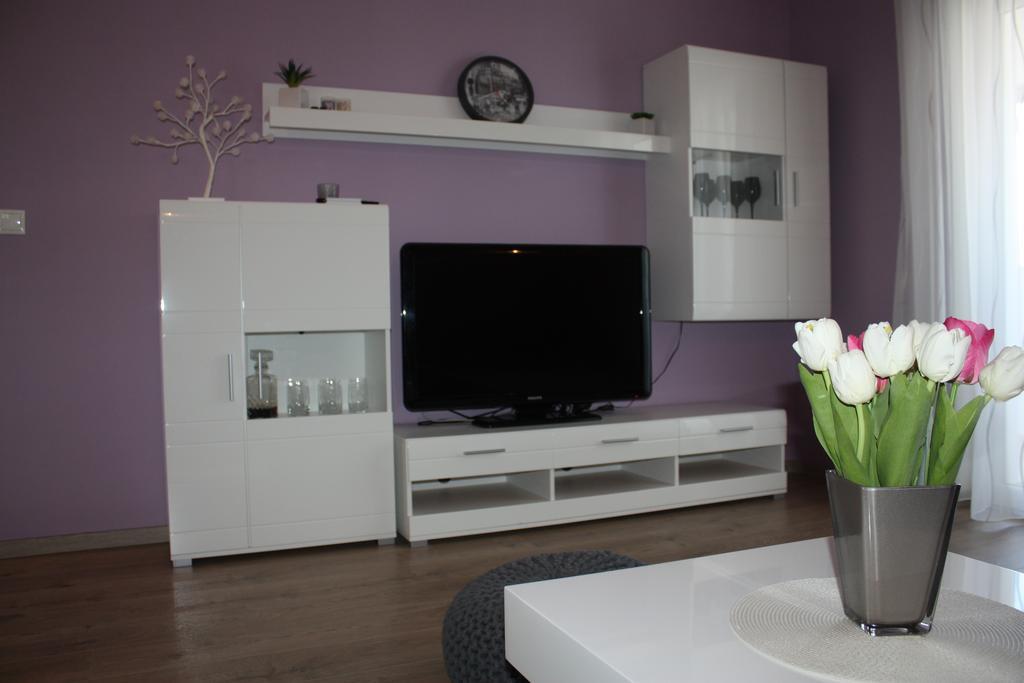 Apartment Anchi Makarska Buitenkant foto